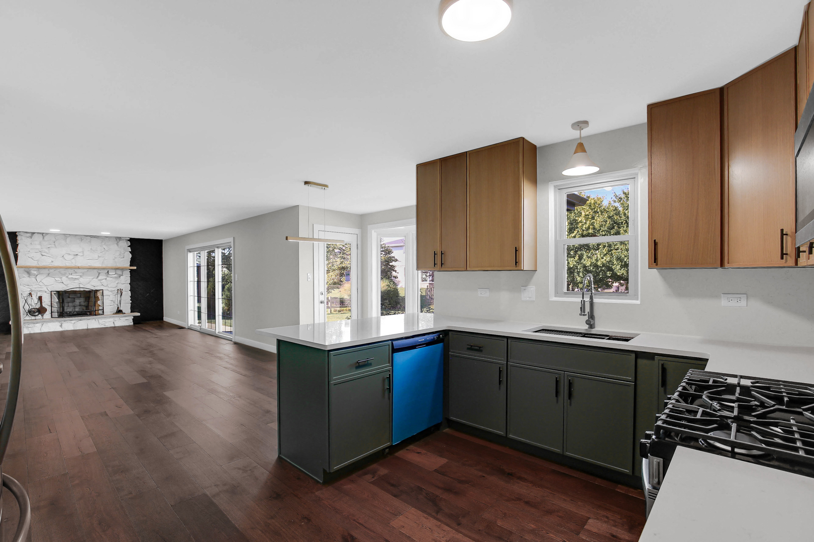 15636 Chapel Hill Road, Orland Park, IL 60462