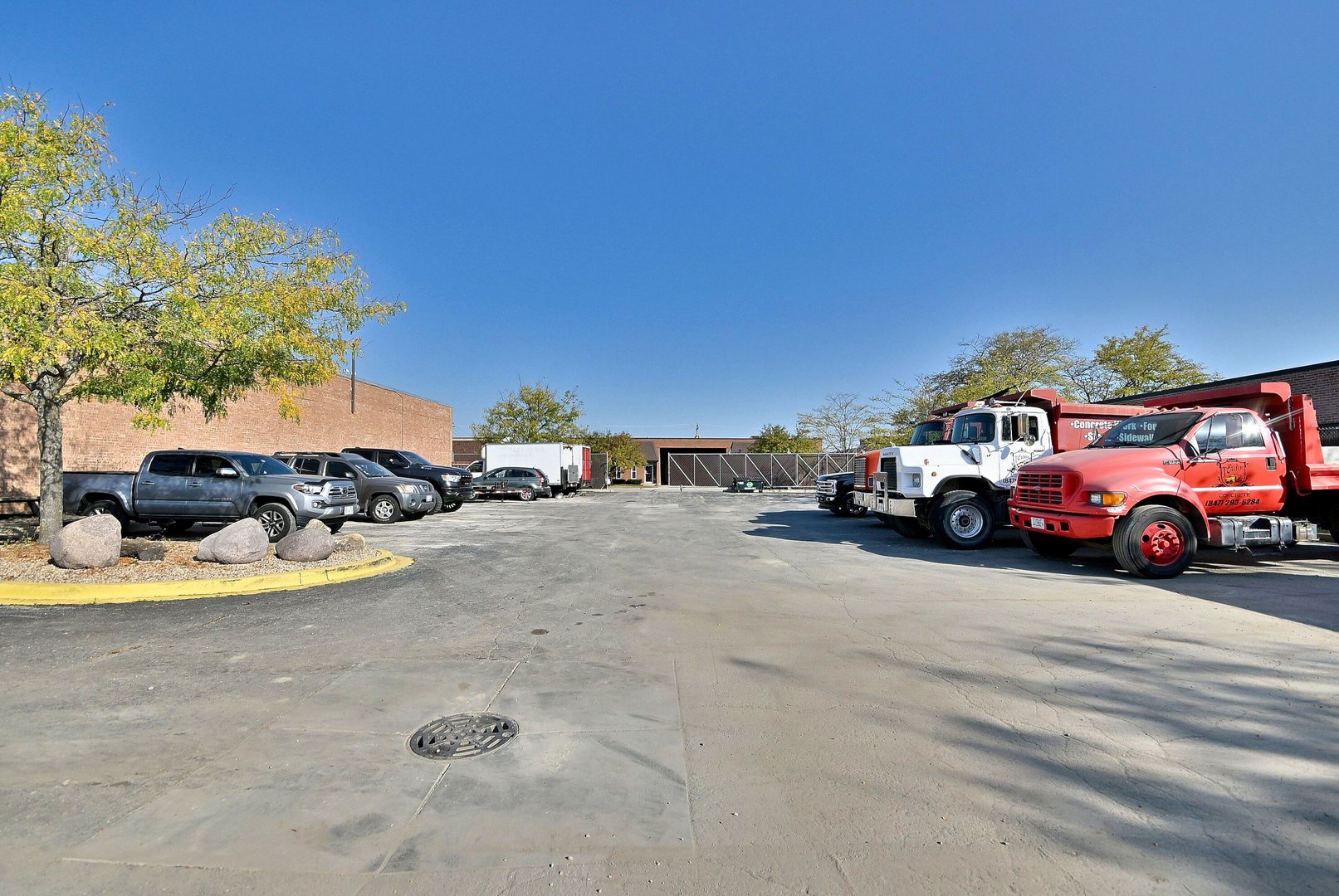 515 LUNT Avenue, Schaumburg, IL 60193