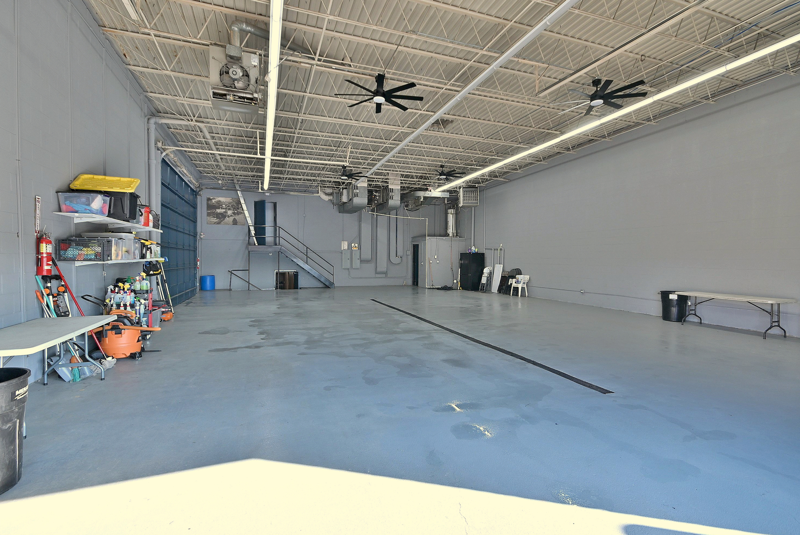 515 LUNT Avenue, Schaumburg, IL 60193