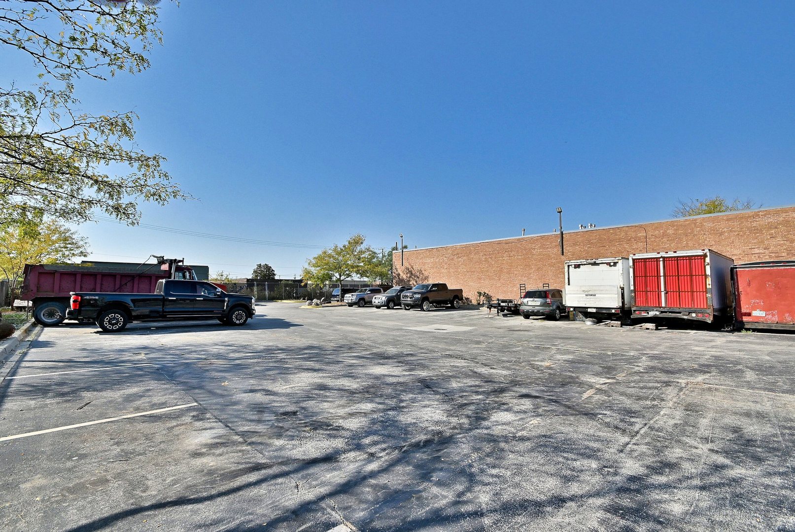 515 LUNT Avenue, Schaumburg, IL 60193