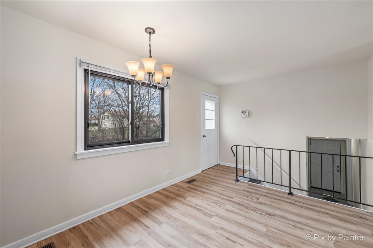 18951 Chestnut Avenue, Country Club Hills, IL 60478