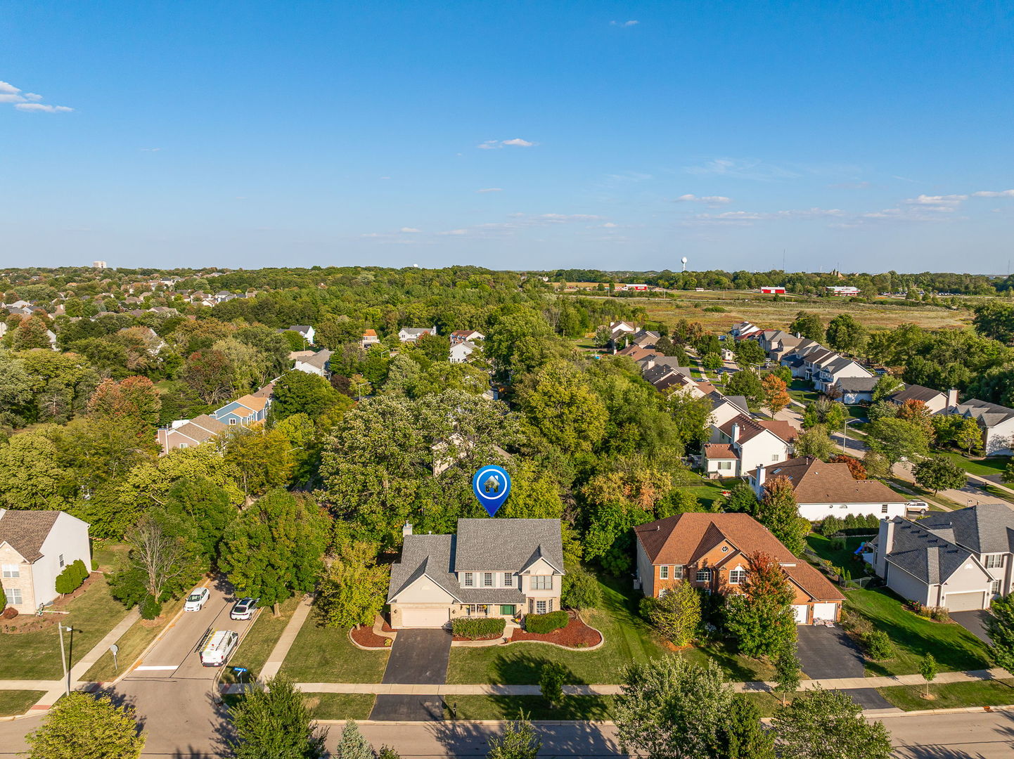 719 Pinecreek Drive, North Aurora, IL 60542