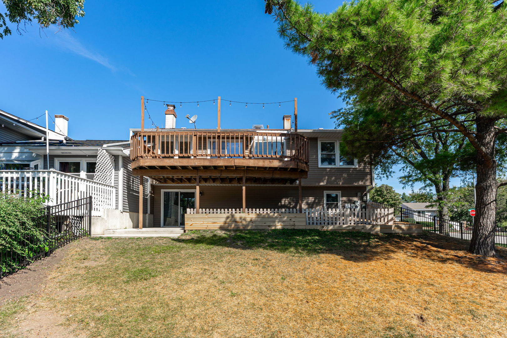 147 Majestic Drive, Lombard, IL 60148