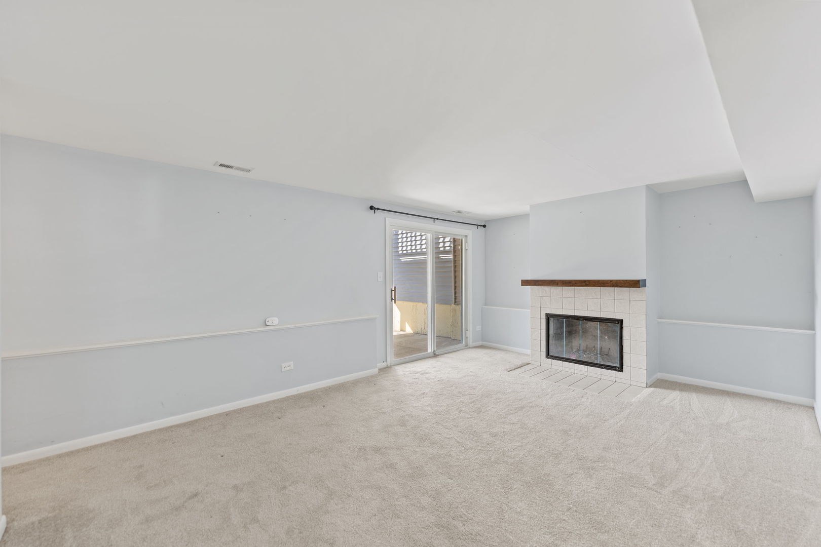 147 Majestic Drive, Lombard, IL 60148