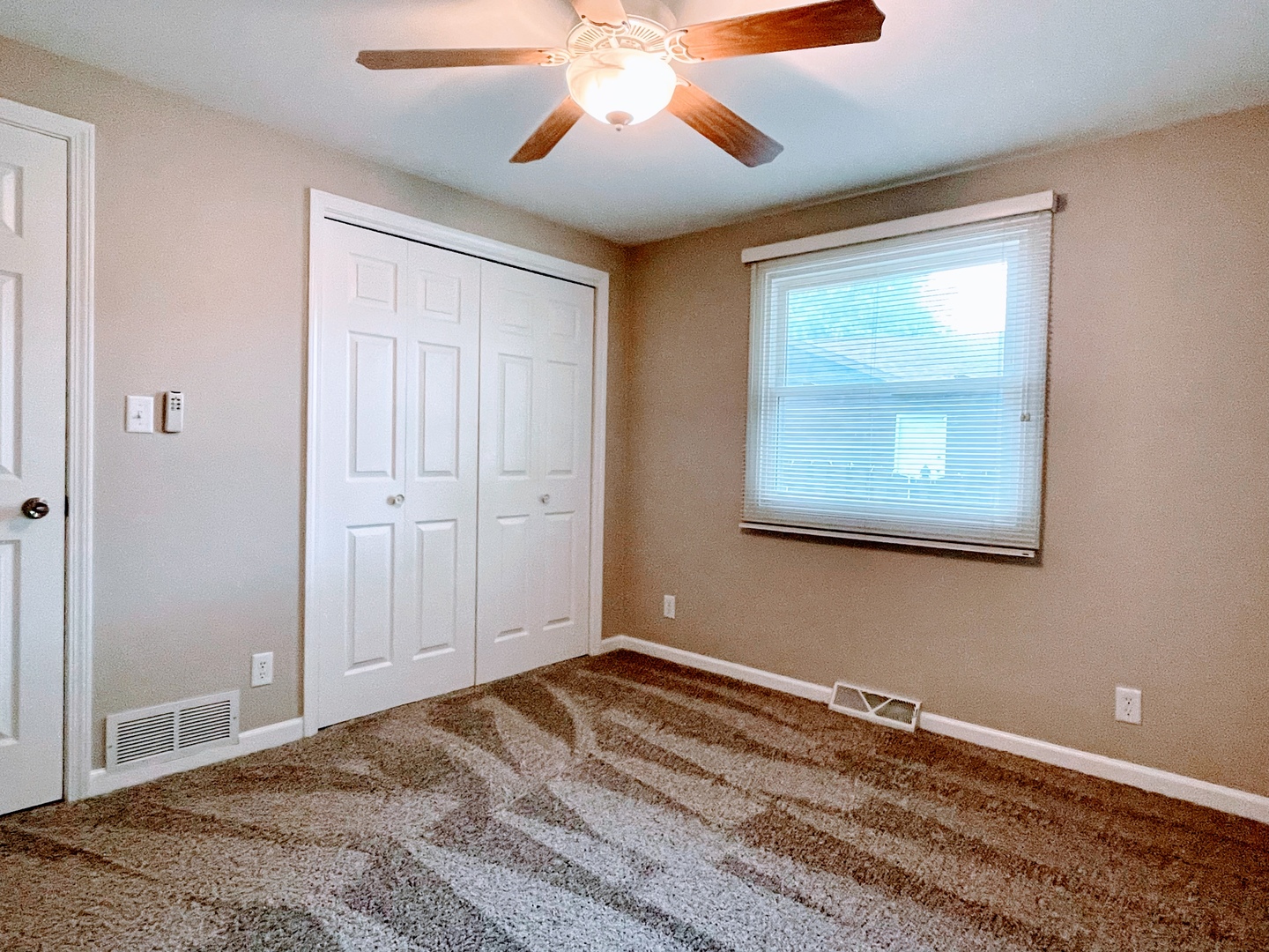 167 W Carol Avenue, Cortland, IL 60112