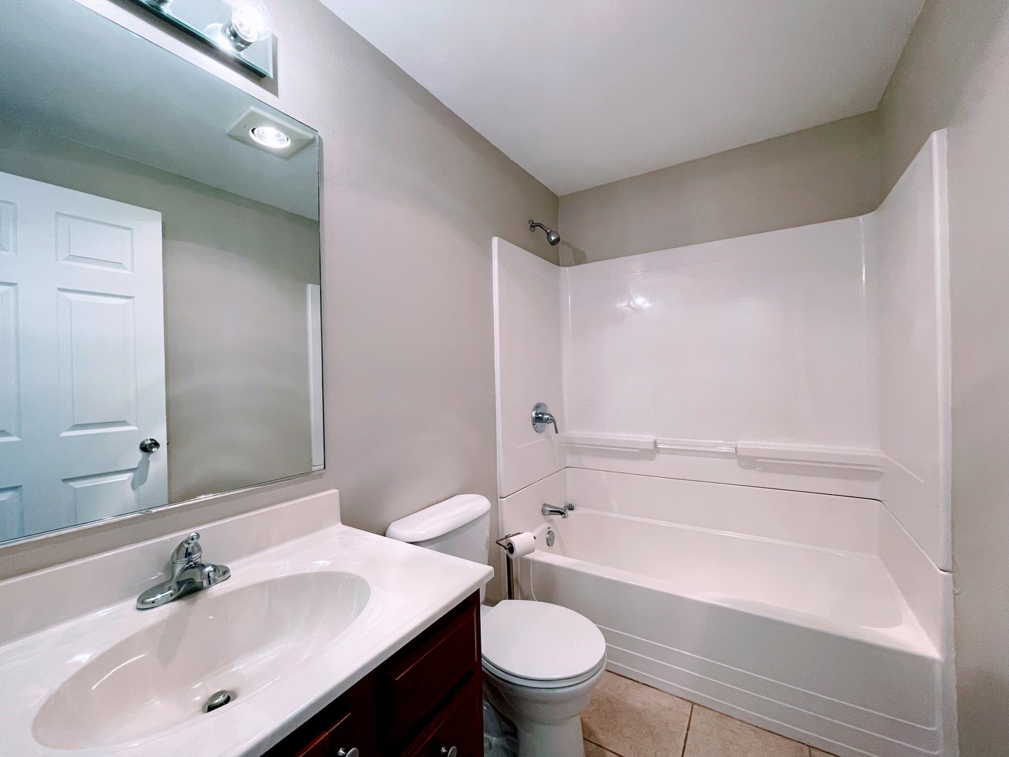 167 W Carol Avenue, Cortland, IL 60112