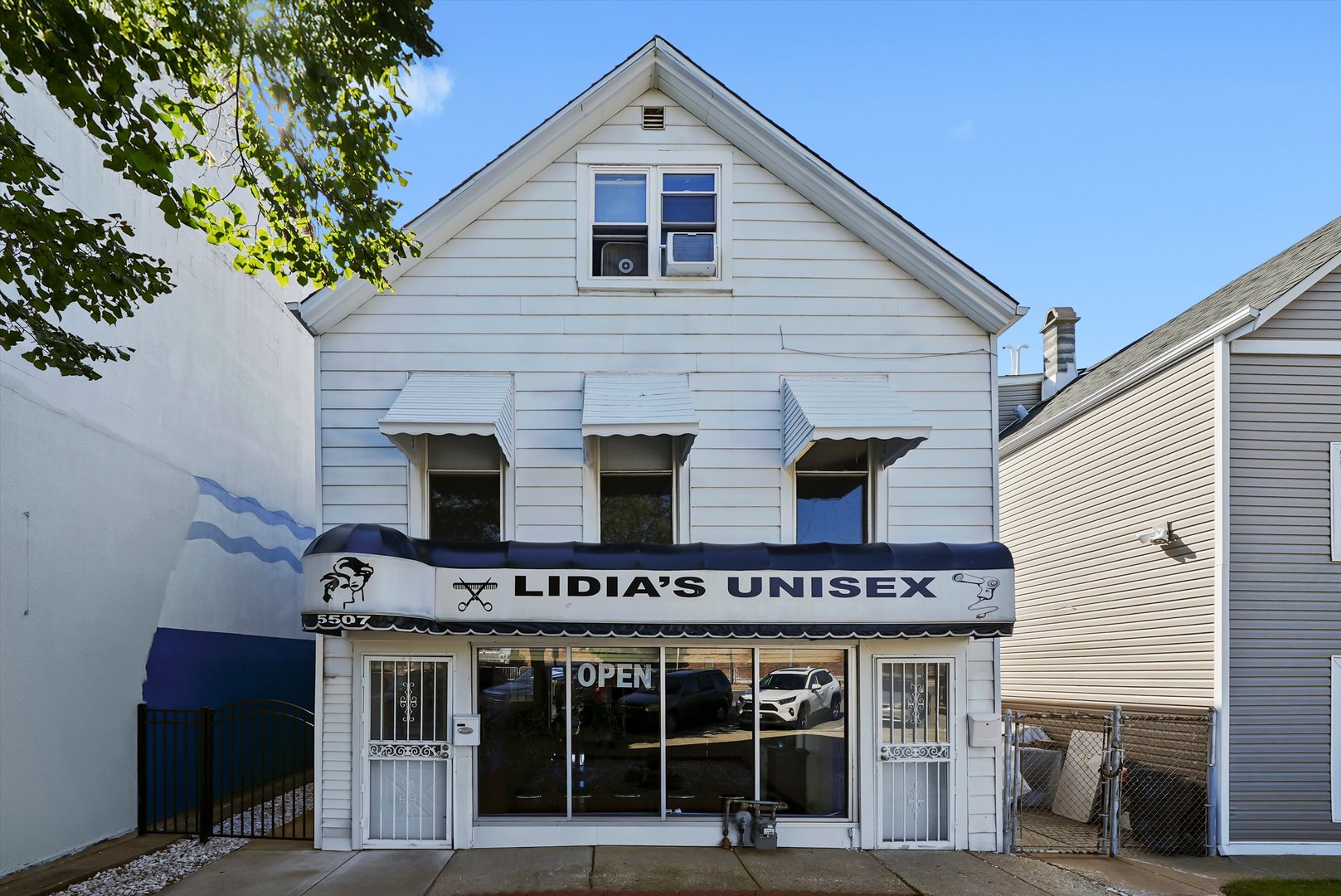 5507 W Cermak Road, Cicero, IL 60804