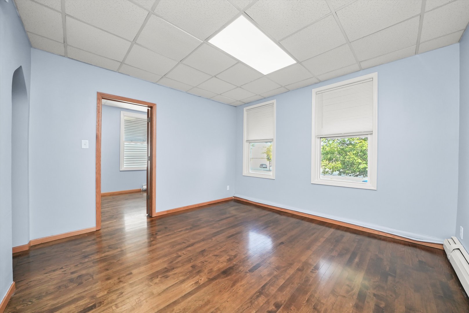 5507 W Cermak Road, Cicero, IL 60804