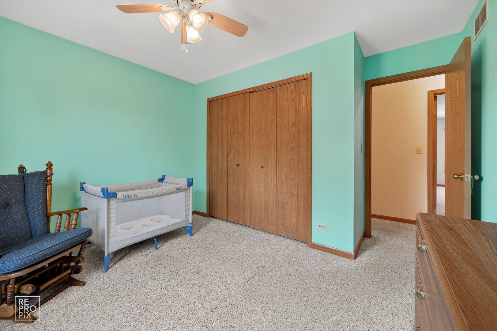 1624 Estes Avenue, Des Plaines, IL 60018