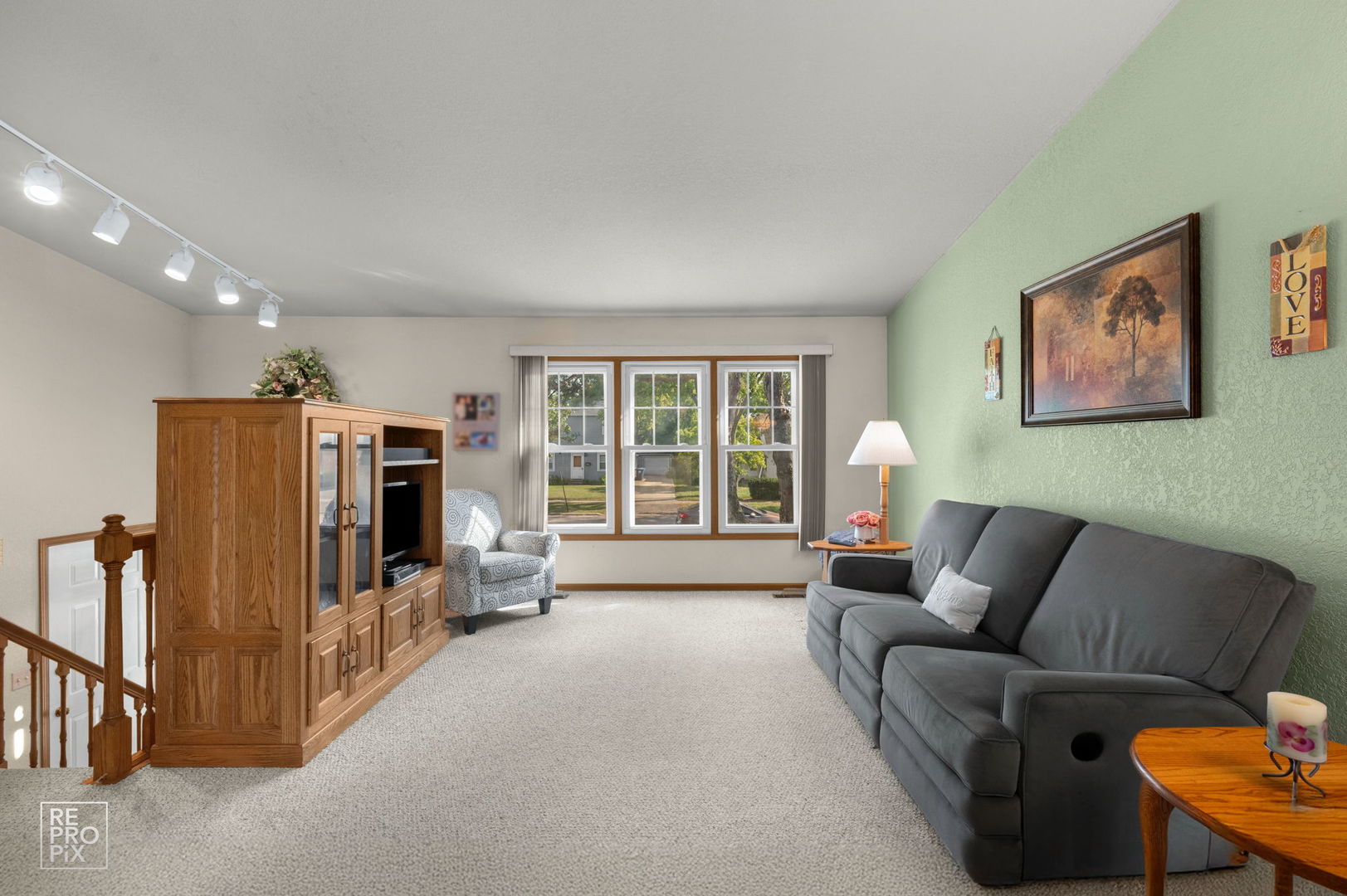 1624 Estes Avenue, Des Plaines, IL 60018