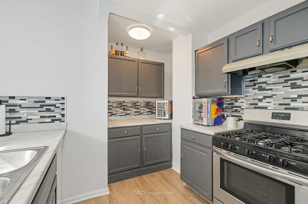 164 S Calumet Avenue, Aurora, IL 60506