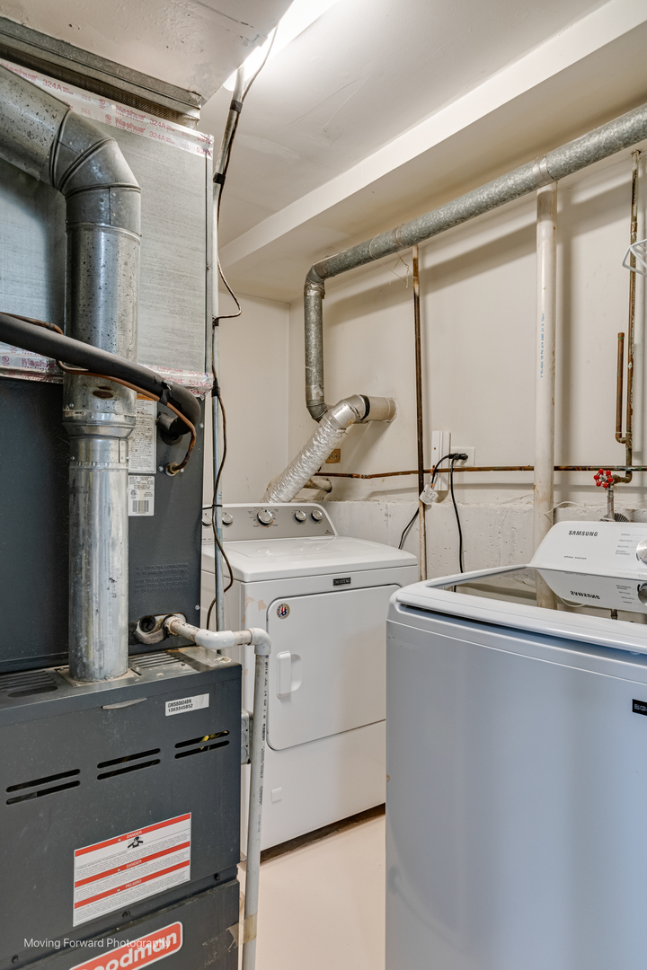 5S761 Malibu Lane, Naperville, IL 60540