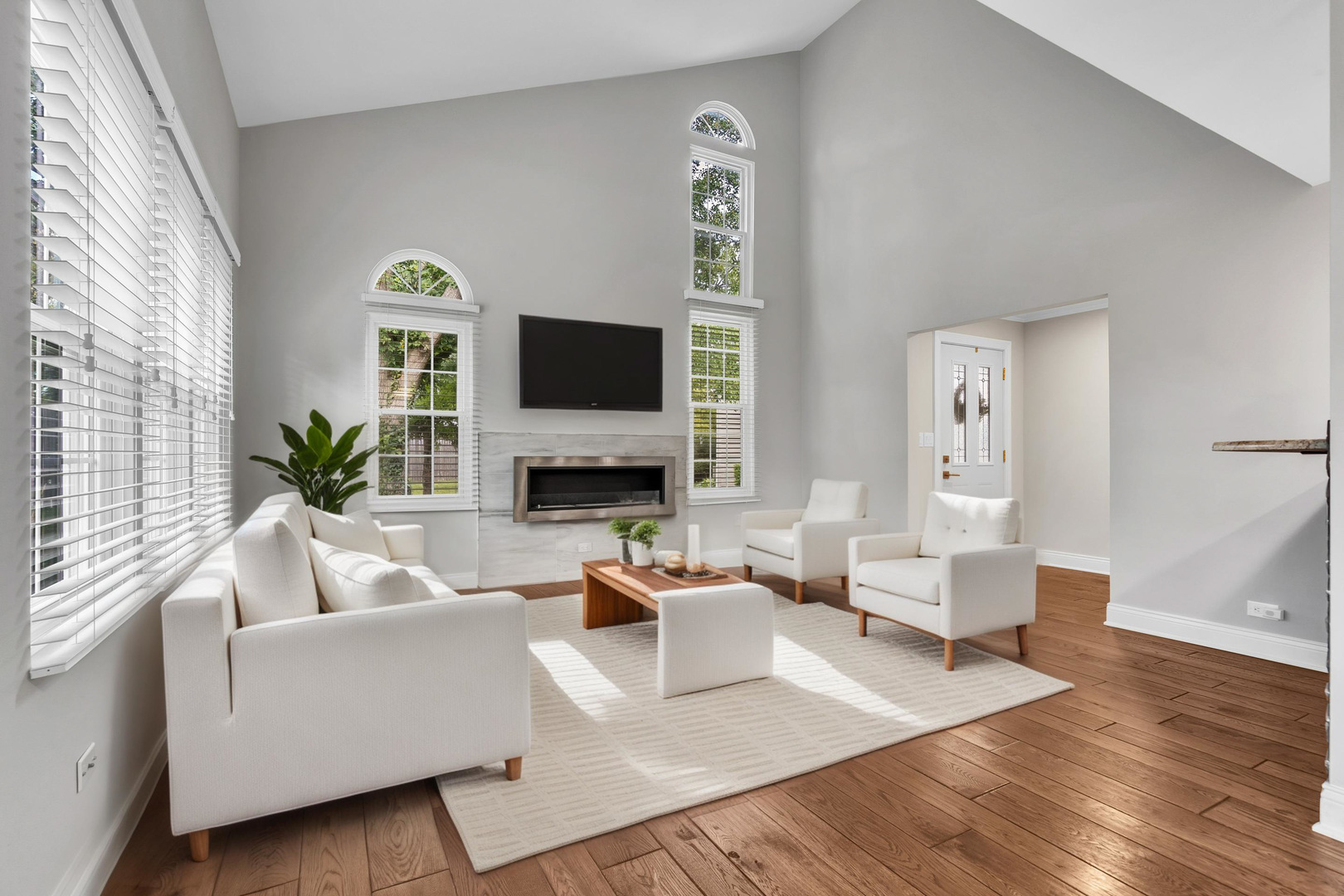 385 Wexford Court, Carol Stream, IL 60188