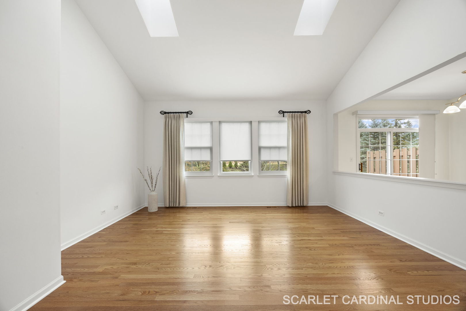 869 Cambridge Drive, Batavia, IL 60510