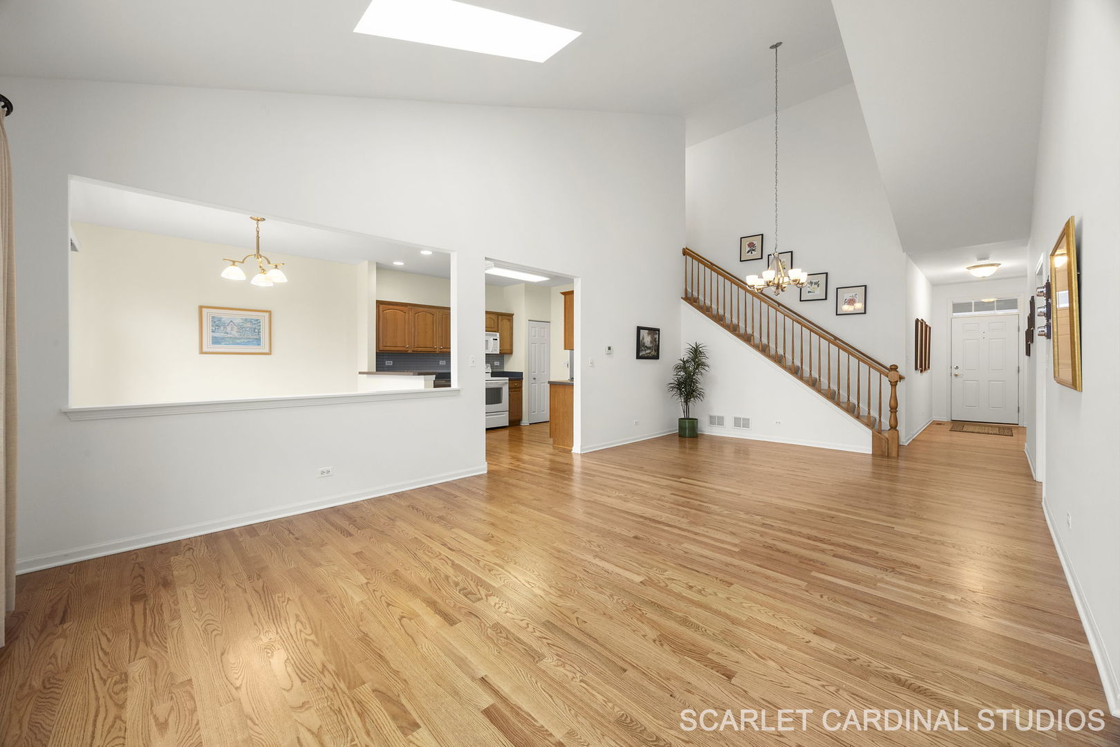 869 Cambridge Drive, Batavia, IL 60510