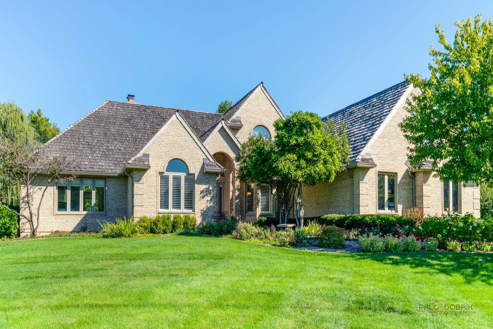21560 W Hampshire Place, Mundelein, IL 60060