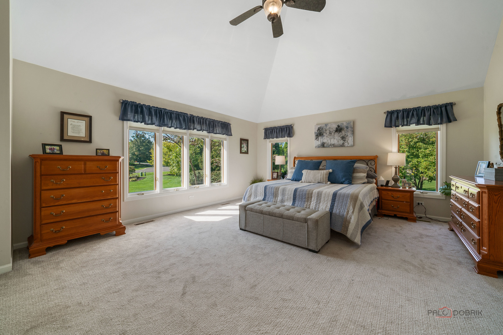 21560 W Hampshire Place, Mundelein, IL 60060