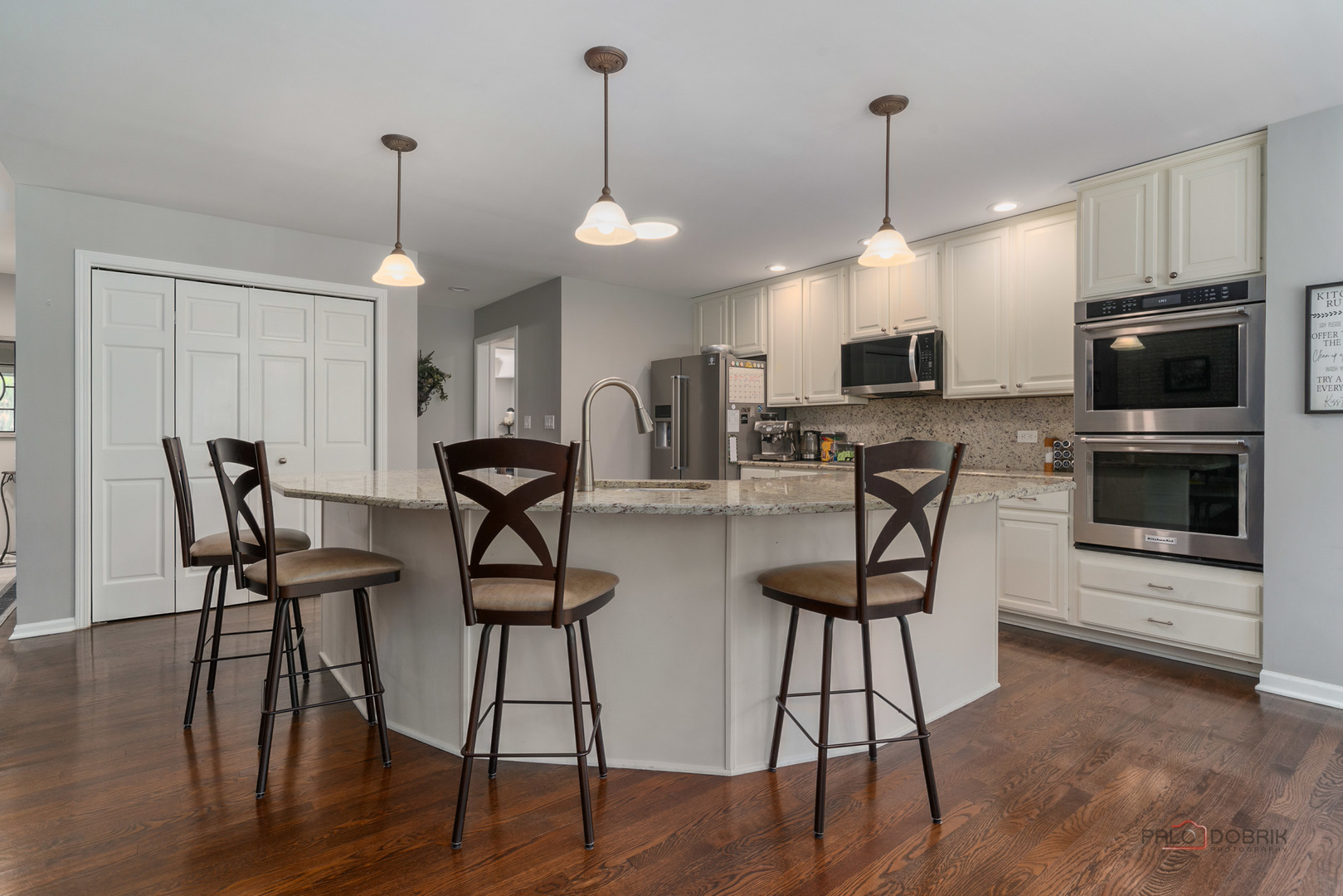 21560 W Hampshire Place, Mundelein, IL 60060