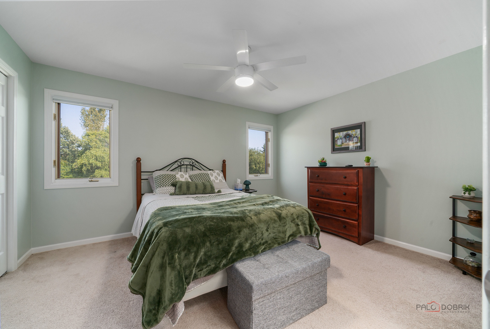 21560 W Hampshire Place, Mundelein, IL 60060