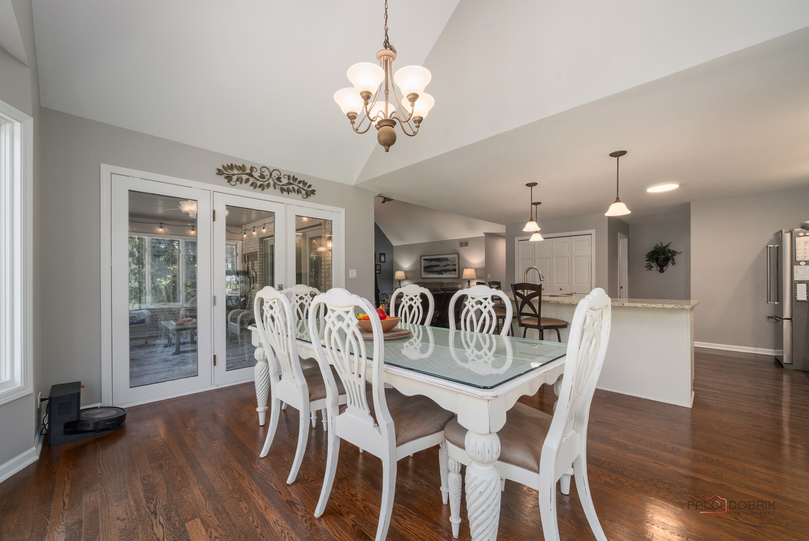 21560 W Hampshire Place, Mundelein, IL 60060