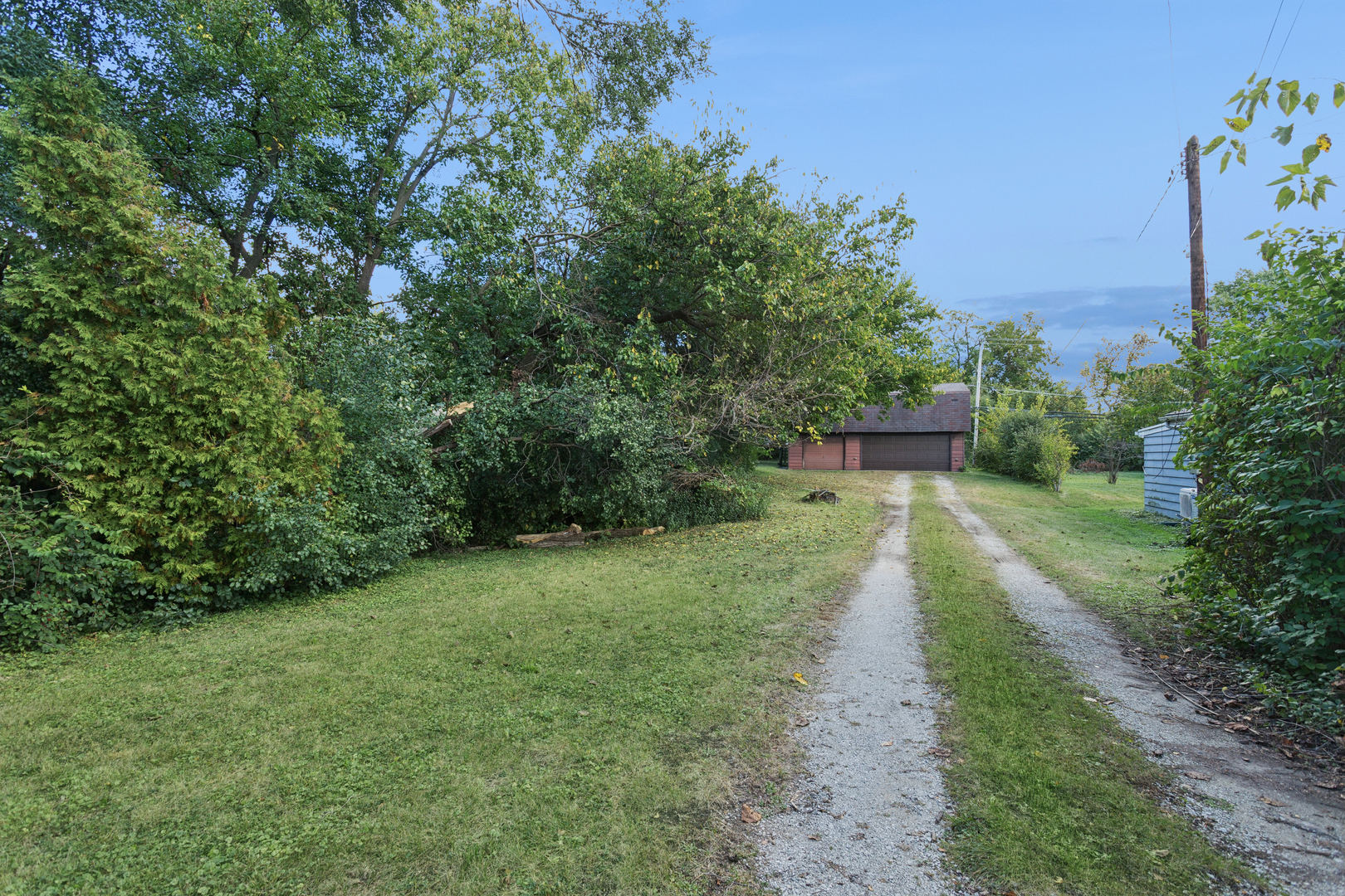 5727 Woodward Avenue, Downers Grove, IL 60516
