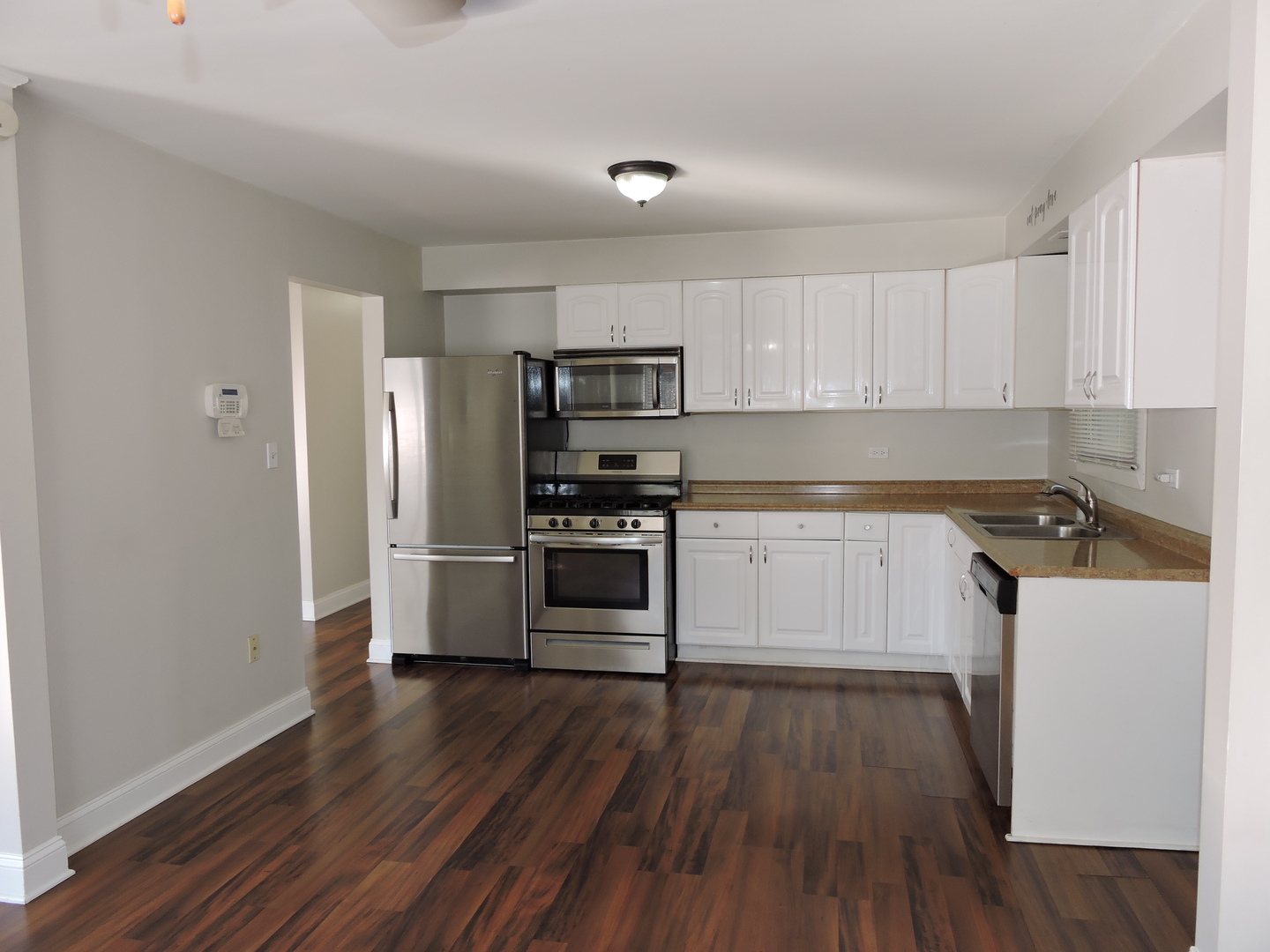 18 E Rocket Circle, Park Forest, IL 60466