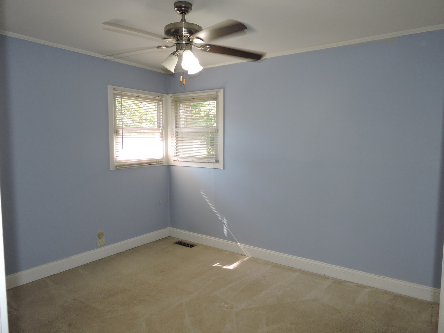 18 E Rocket Circle, Park Forest, IL 60466