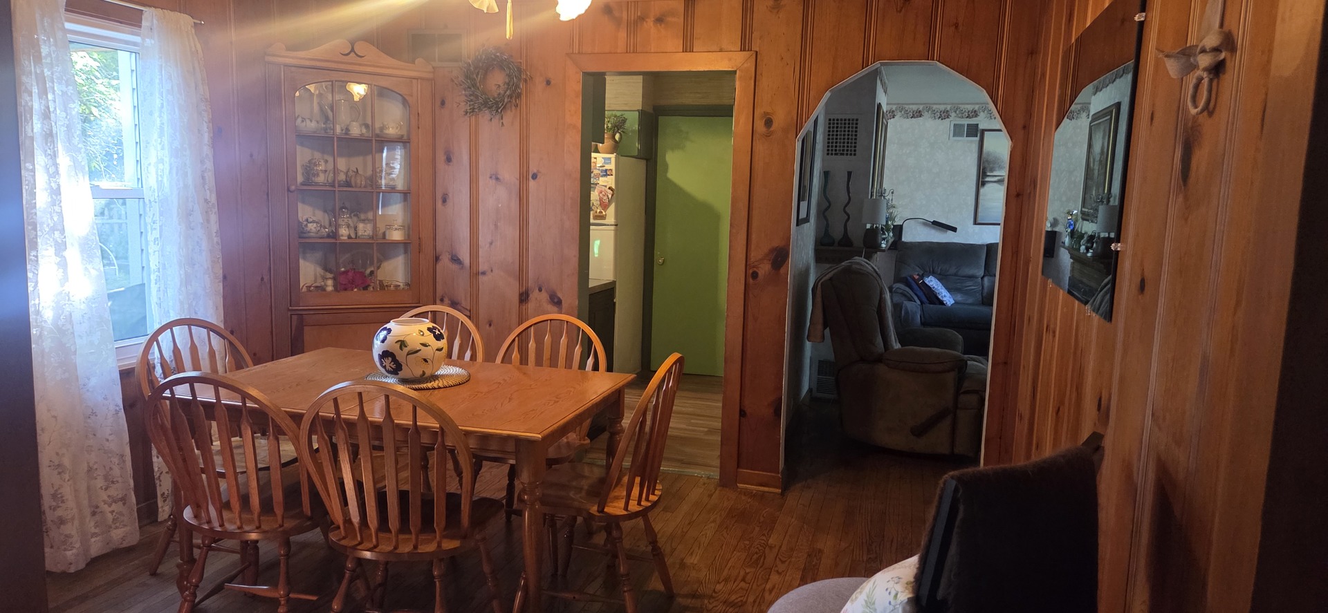 10151 Meadow Lane, Des Plaines, IL 60016