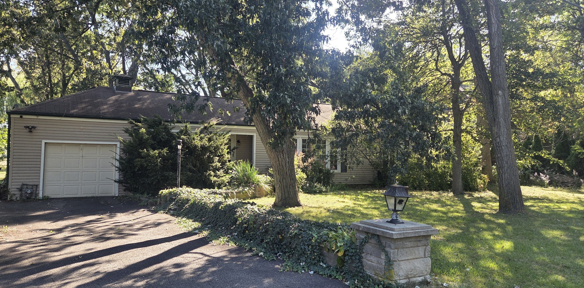 10151 Meadow Lane, Des Plaines, IL 60016