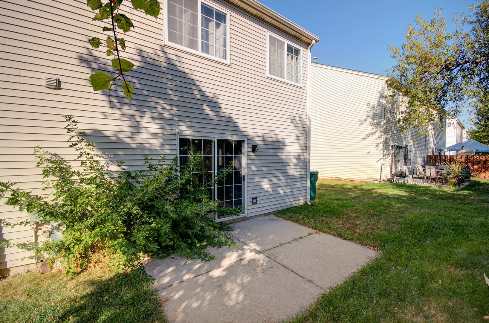 939 E Savannah Drive, Romeoville, IL 60446