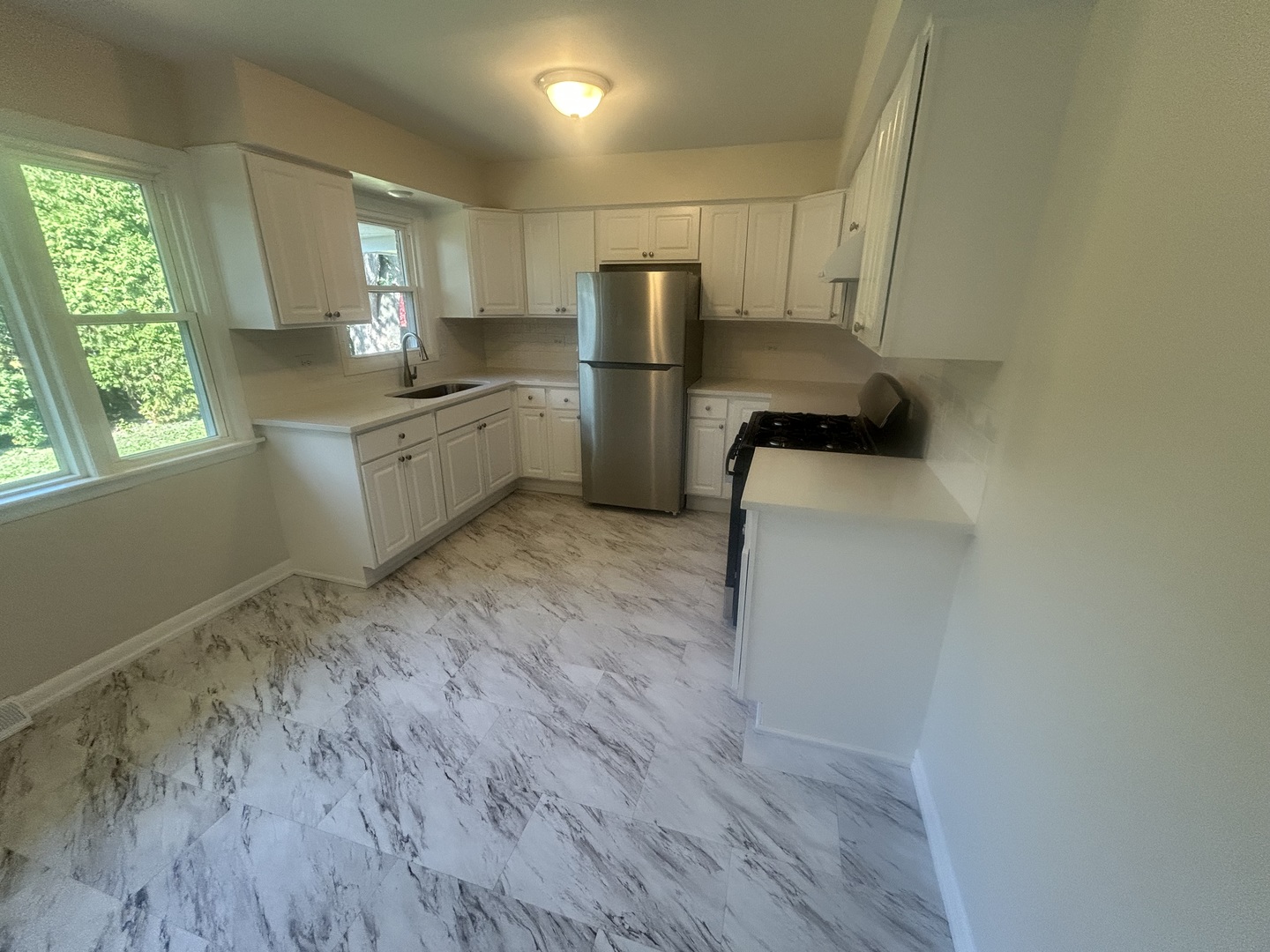 16550 Elm Court, South Holland, IL 60473