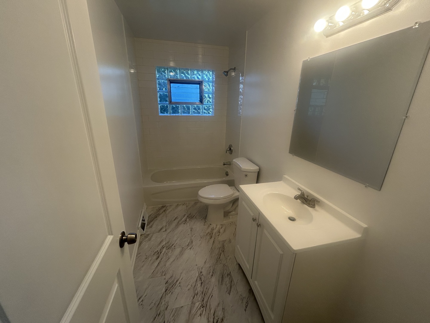 16550 Elm Court, South Holland, IL 60473