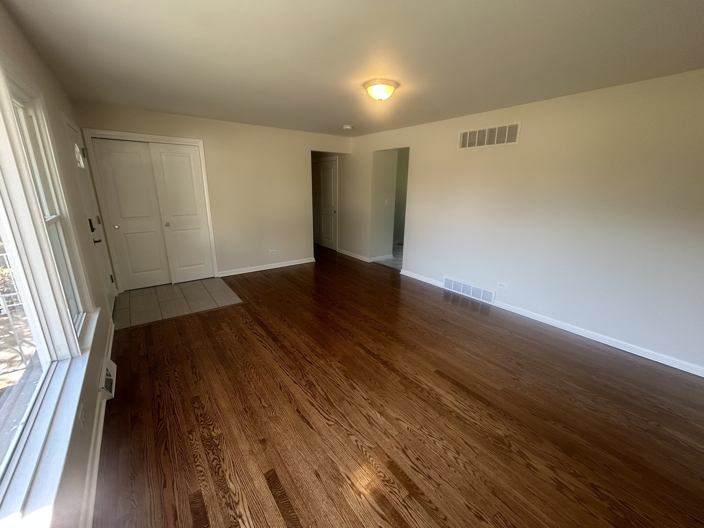 16550 Elm Court, South Holland, IL 60473