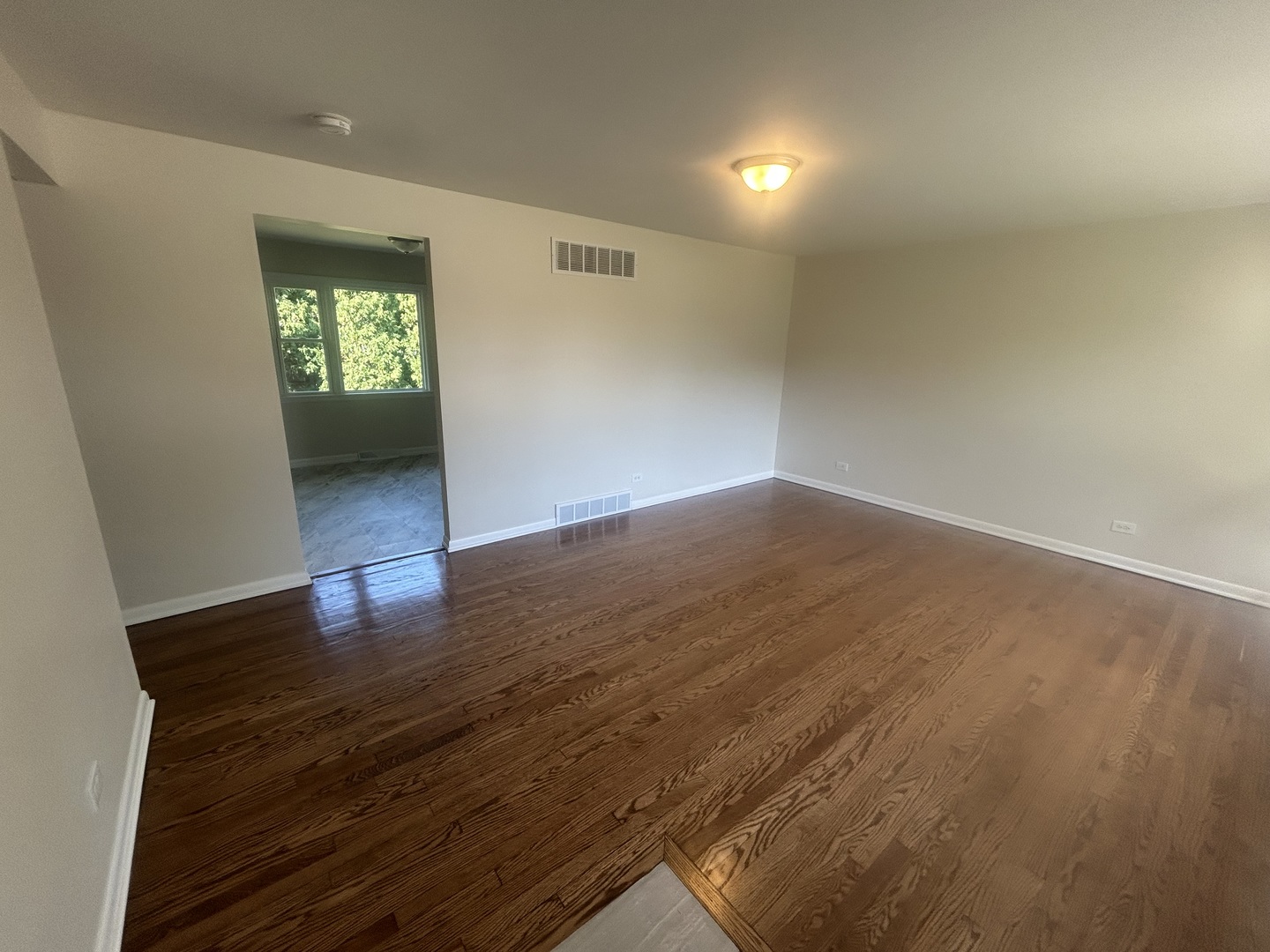 16550 Elm Court, South Holland, IL 60473