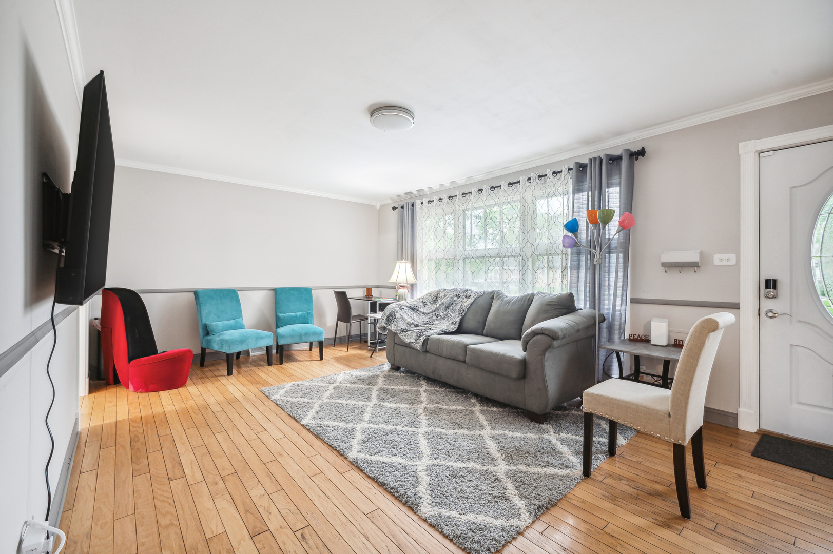 412 N Ridgeland Avenue, Elmhurst, IL 60126