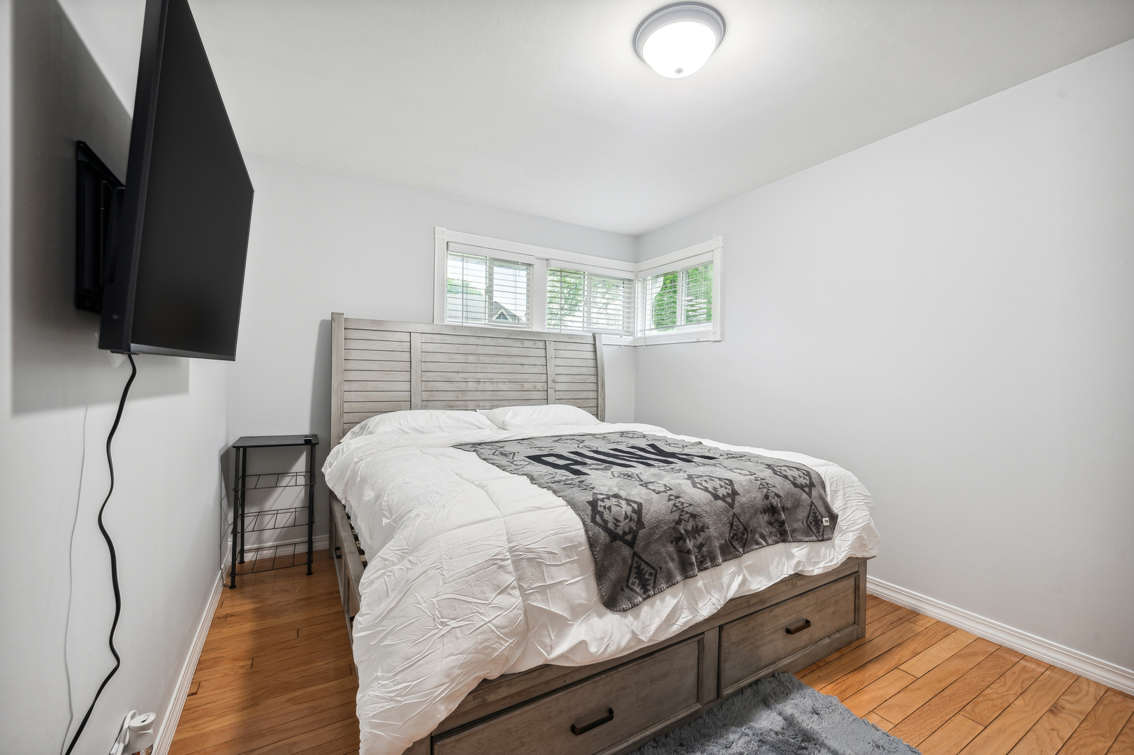 412 N Ridgeland Avenue, Elmhurst, IL 60126