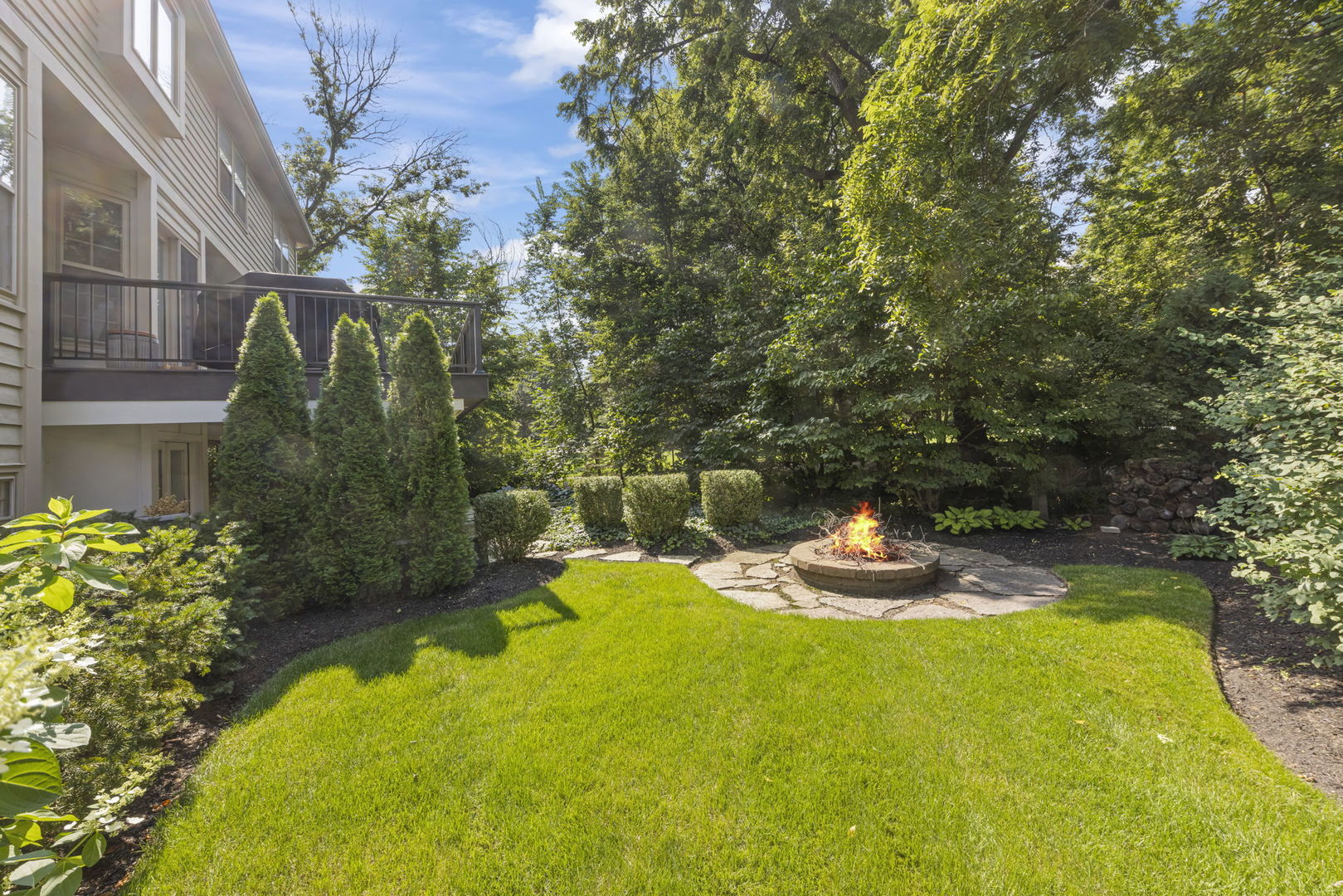 6524 Greene Road, Woodridge, IL 60517