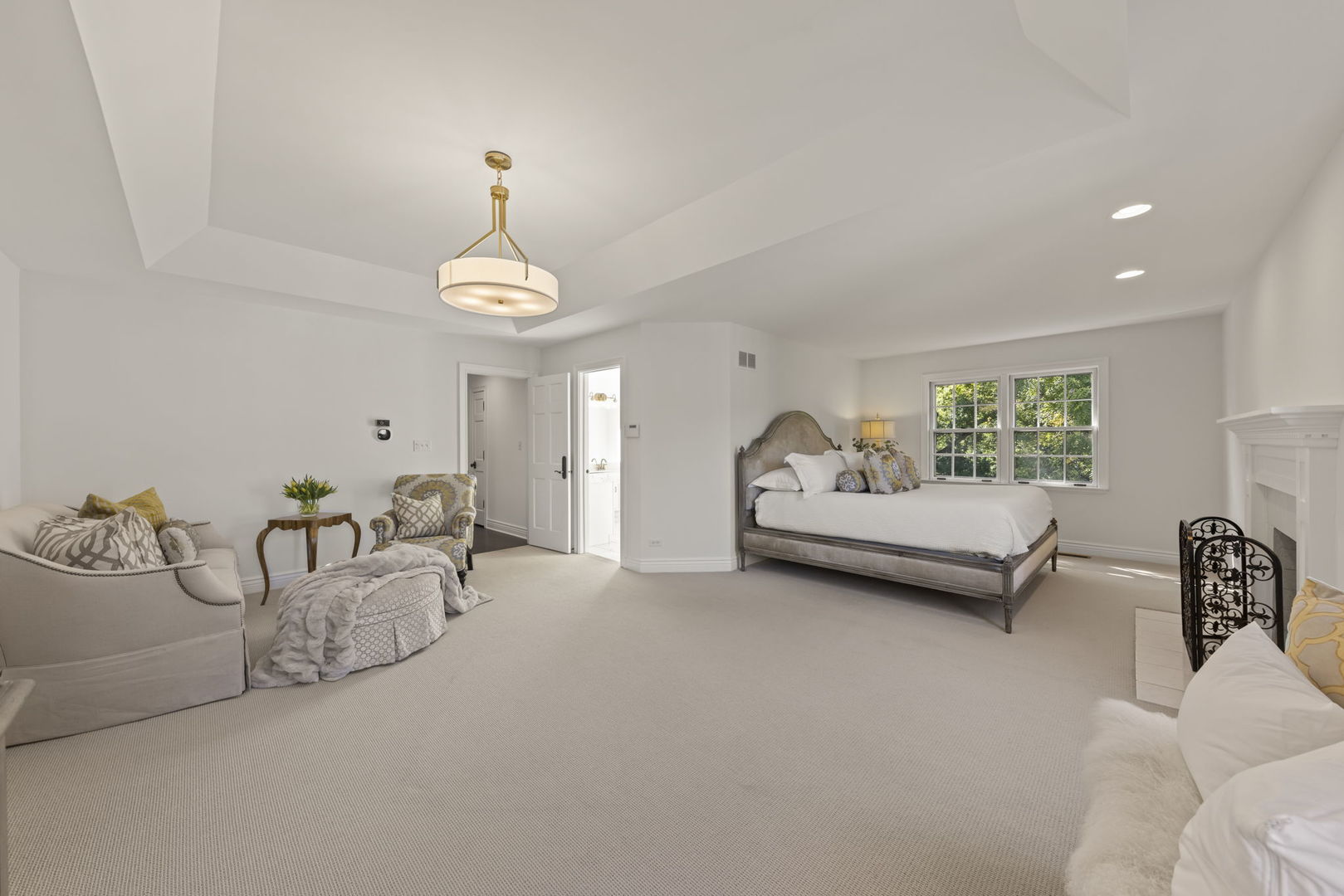 6524 Greene Road, Woodridge, IL 60517