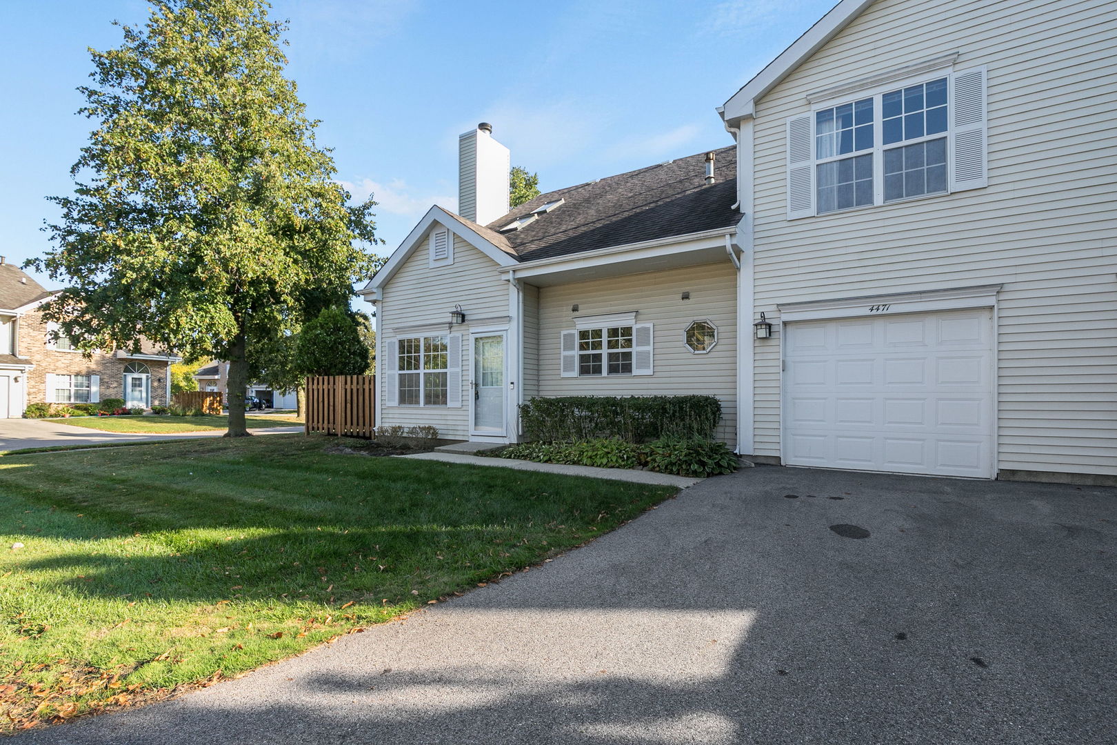 4471 Brighton Court, Gurnee, IL 60031