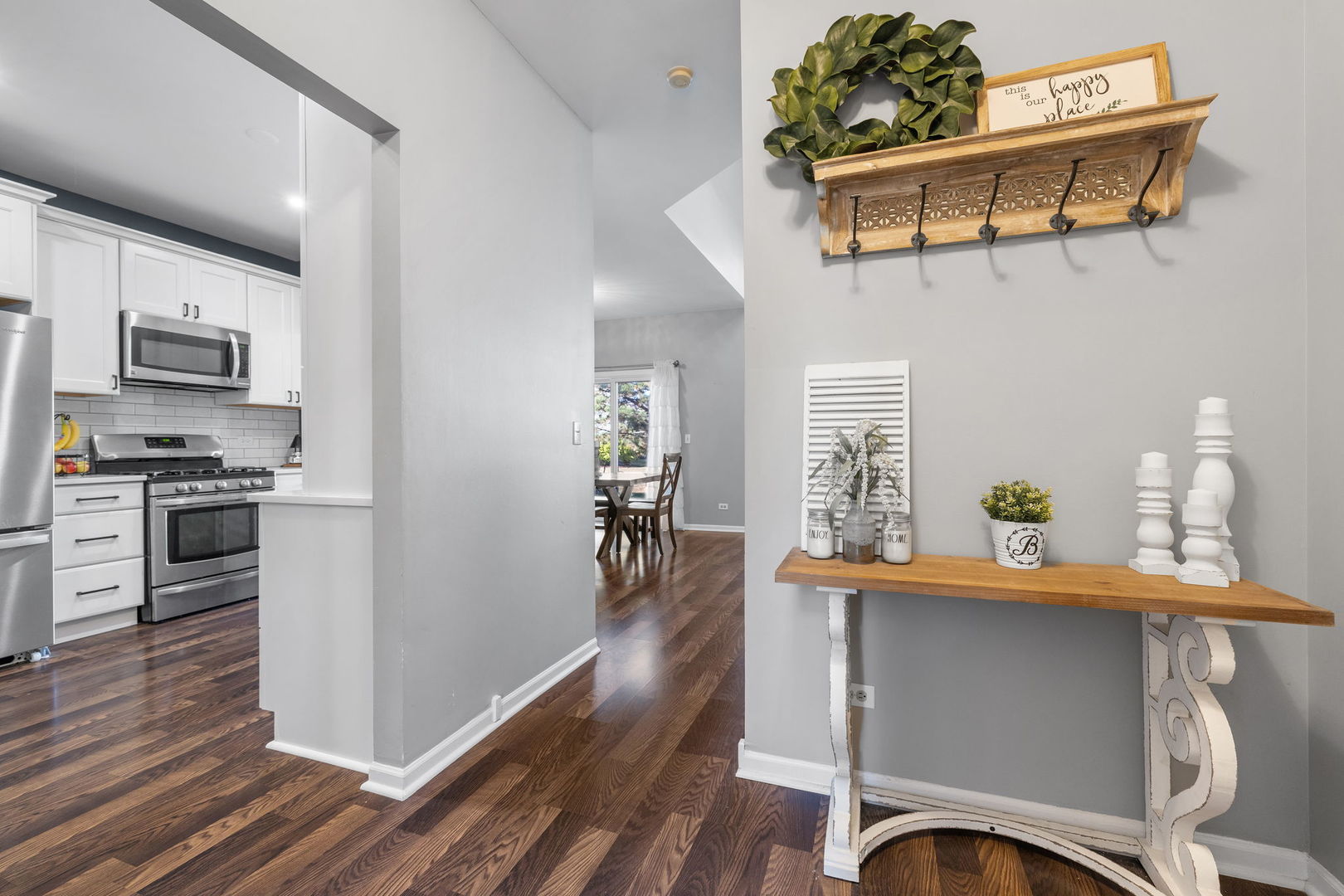 1219 Tennyson Lane, Naperville, IL 60540