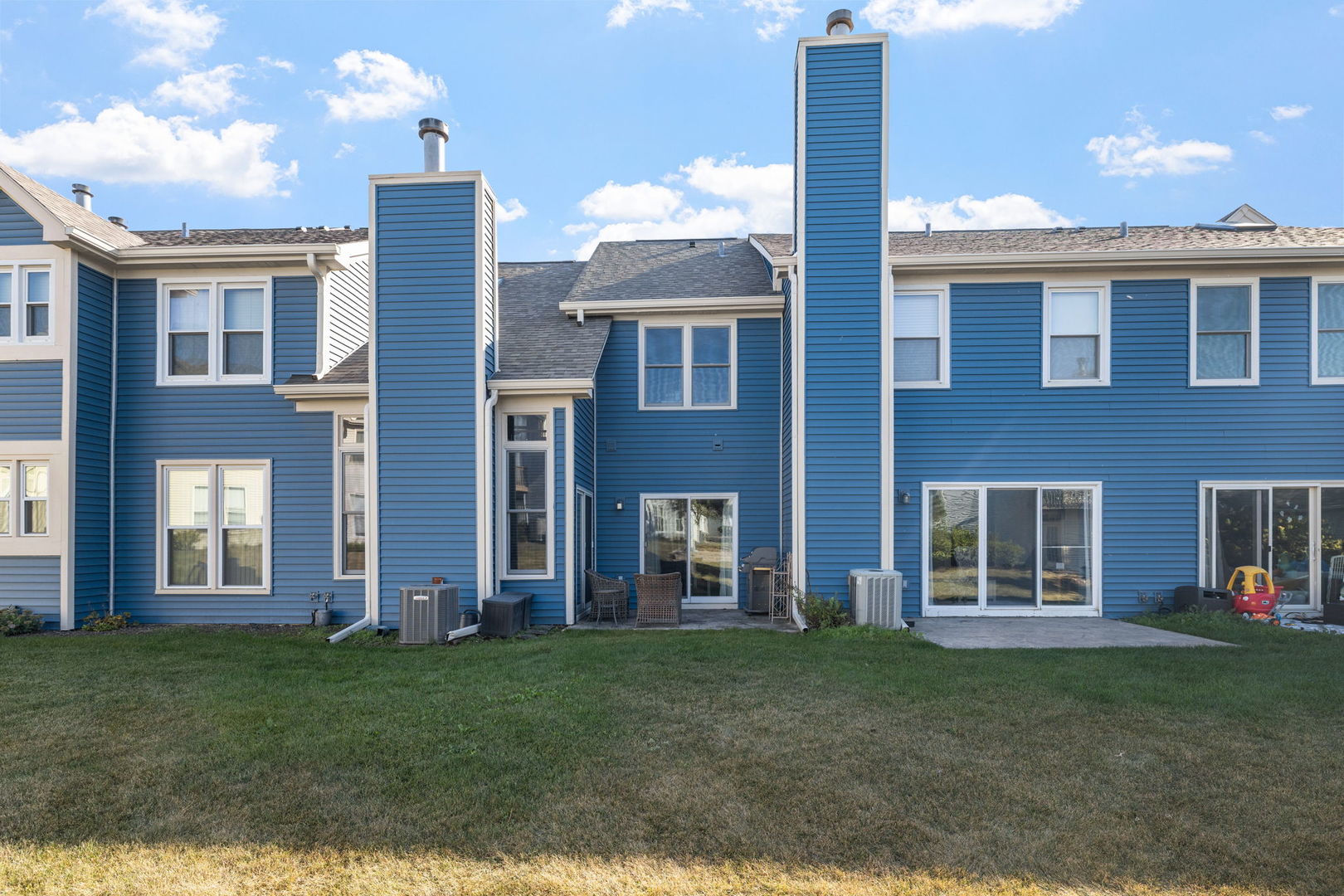 1219 Tennyson Lane, Naperville, IL 60540