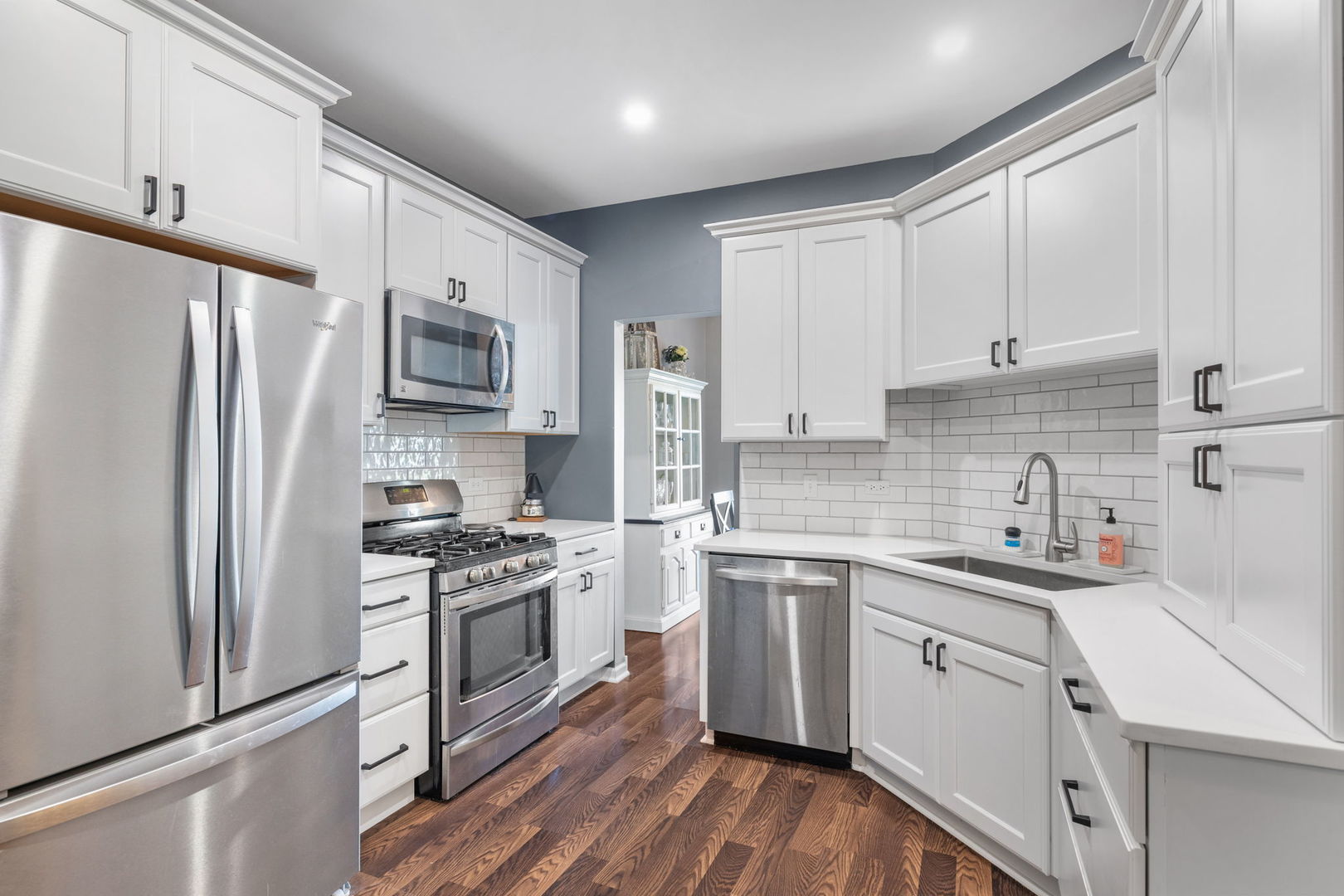 1219 Tennyson Lane, Naperville, IL 60540