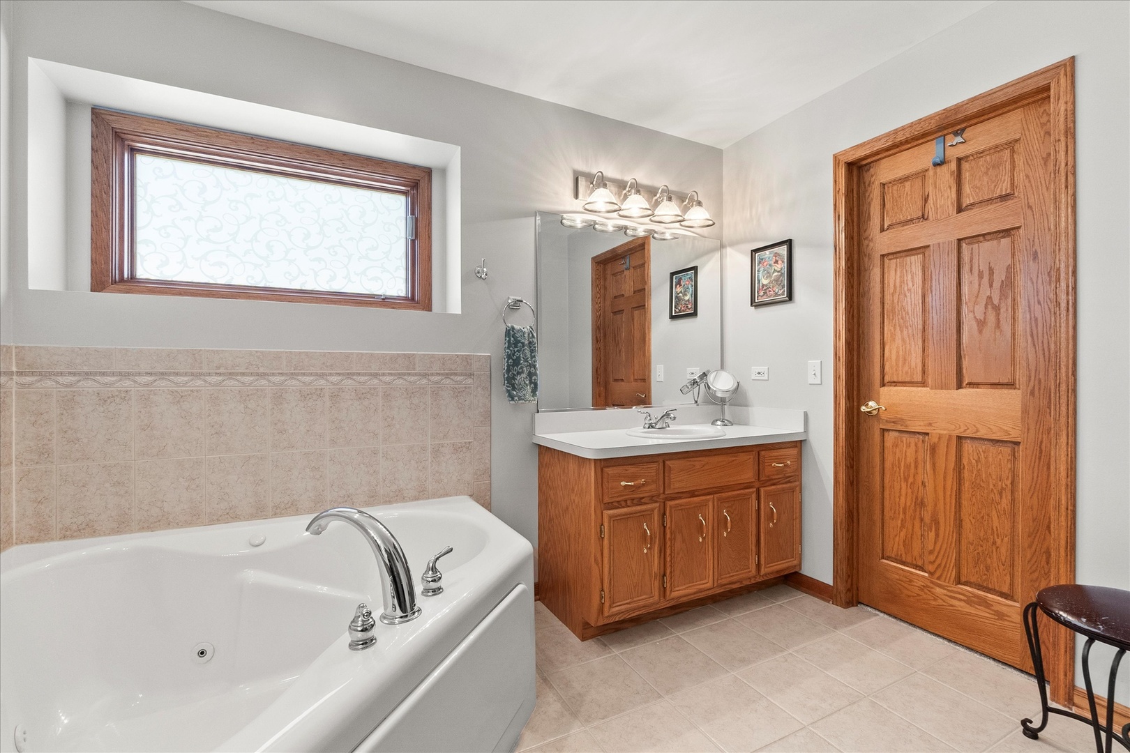 26663 S Jacob Drive, Channahon, IL 60410