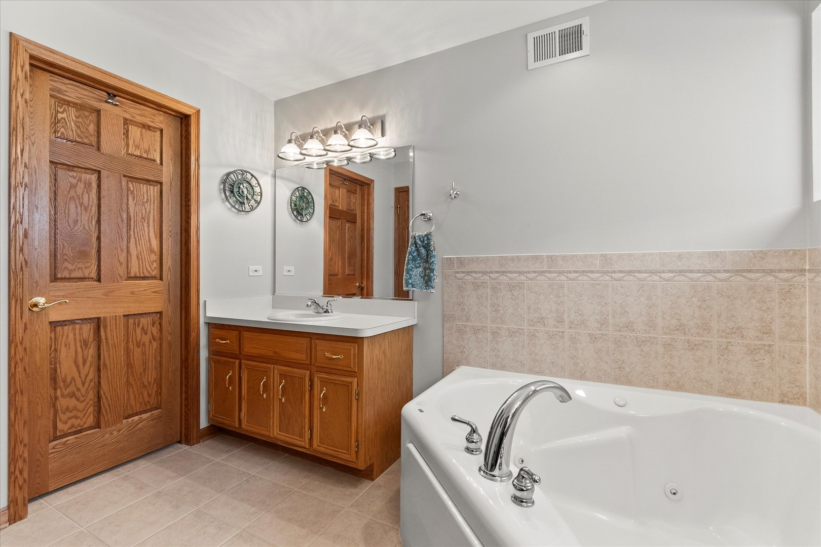 26663 S Jacob Drive, Channahon, IL 60410