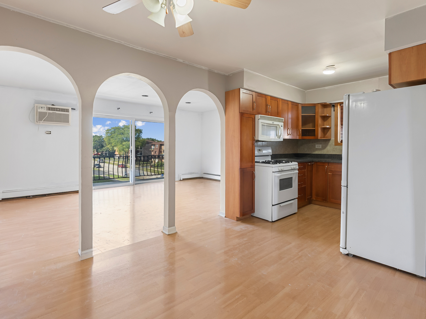 8059 W 84th Street #3N, Justice, IL 60458