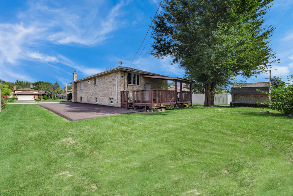 192 W 28th Street, South Chicago Heights, IL 60411