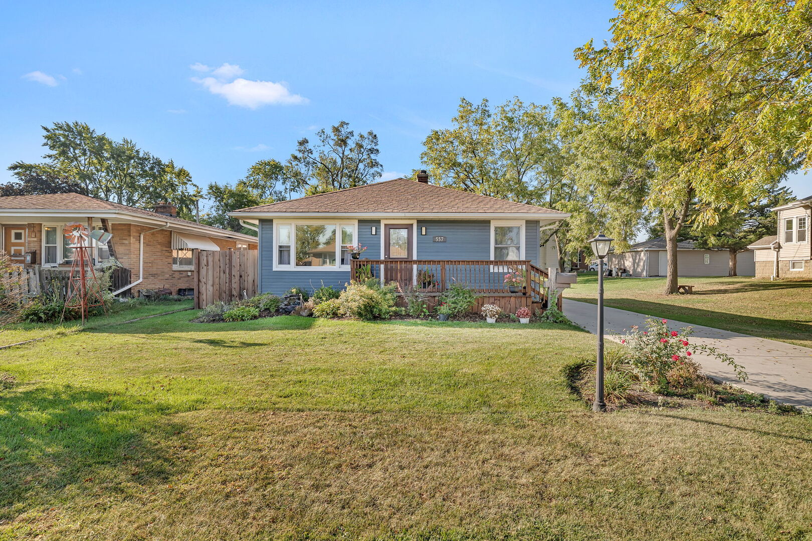 557 Elsie Avenue, Crest Hill, IL 60403