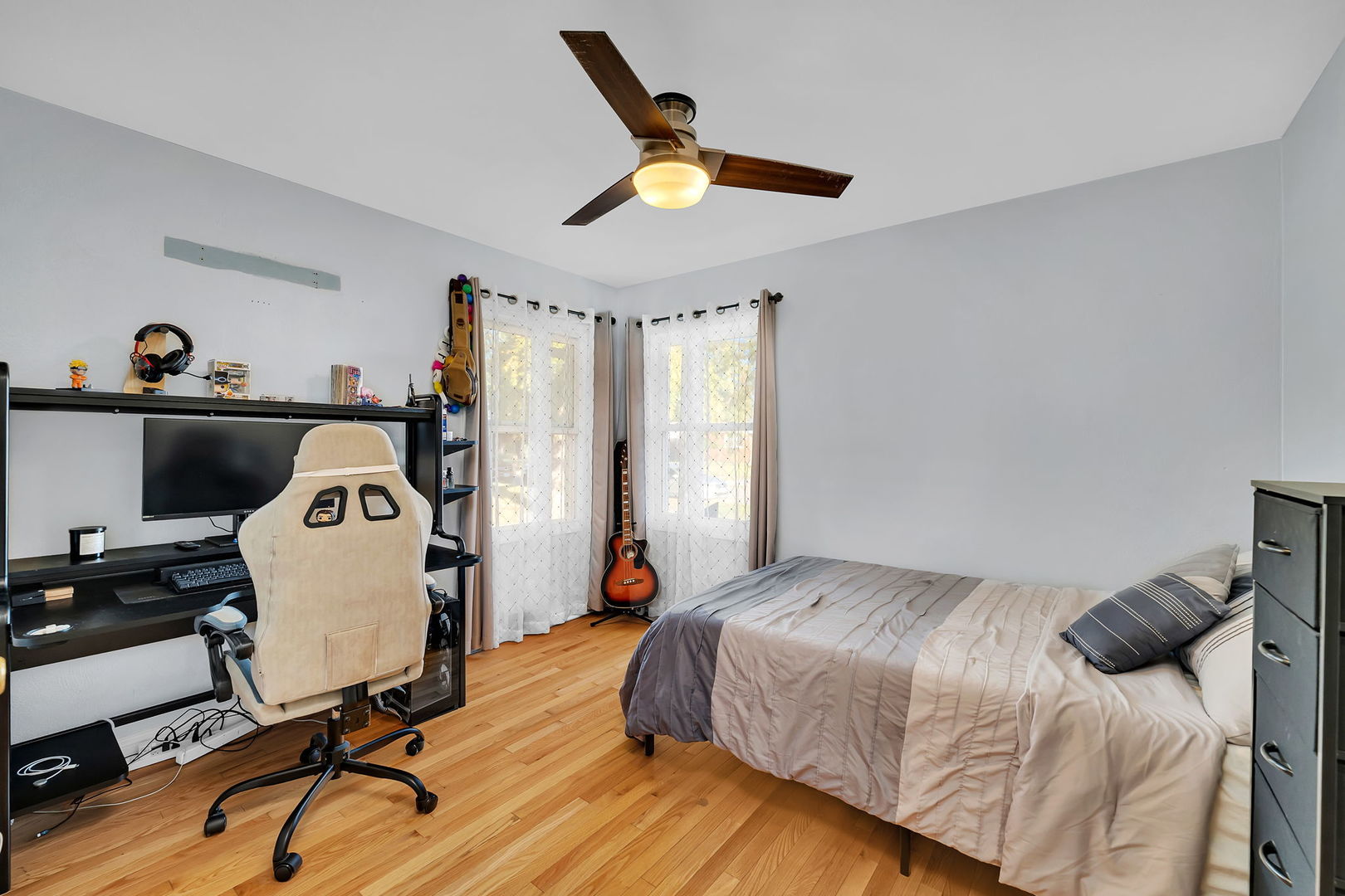 557 Elsie Avenue, Crest Hill, IL 60403