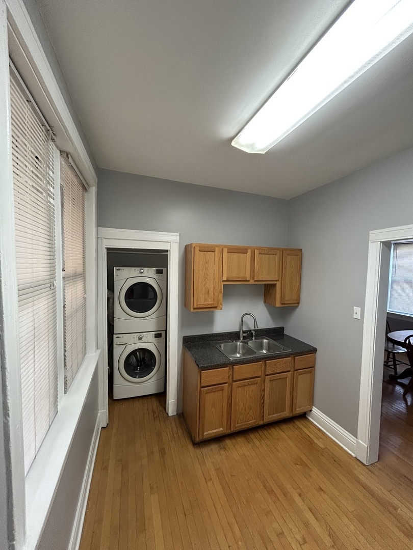 1155 E Hyde Park Boulevard #2F, Chicago, IL 60615