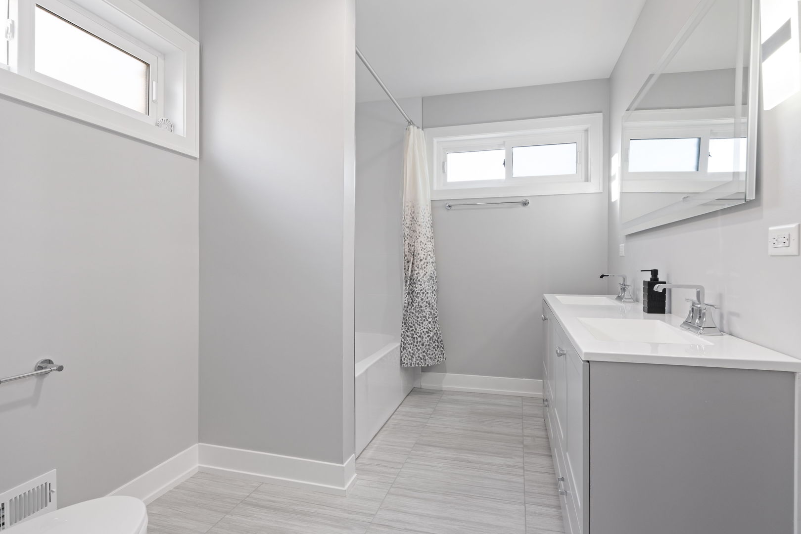 1517 S Keeler Avenue, Chicago, IL 60623